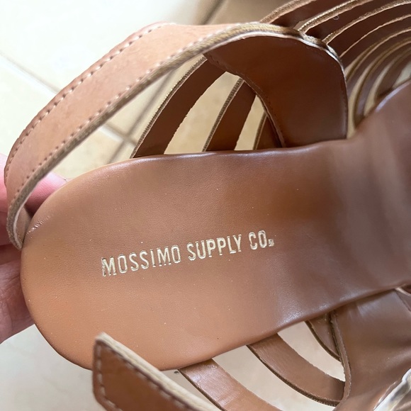 Mossimo Platform Strappy Wedge Brown Sandals - Picture 3 of 4